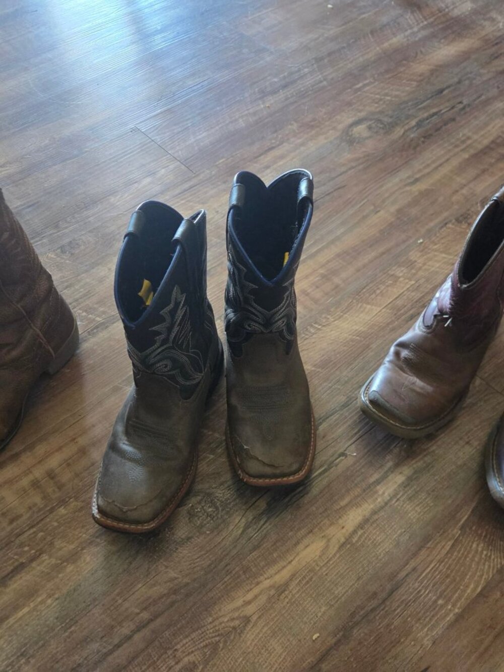 Kids Light Brown Cowboy Boots Size 13